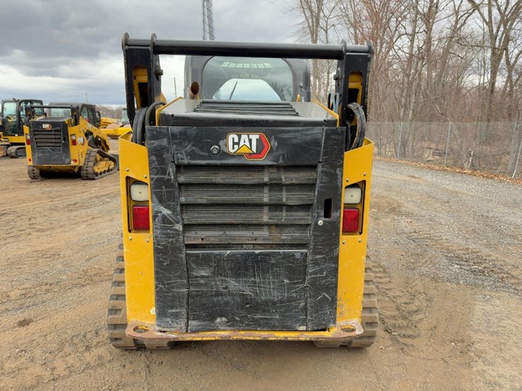 2020-caterpillar-259d3-image-4