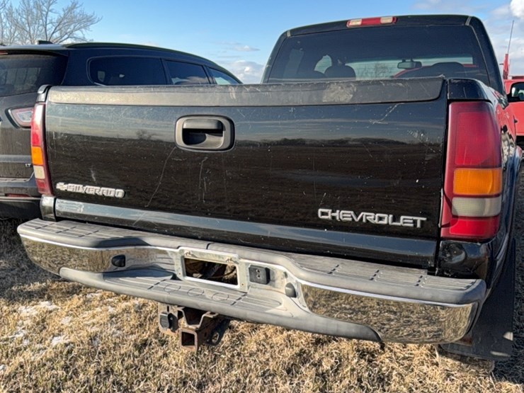 2001-chevrolet-2500-image-32