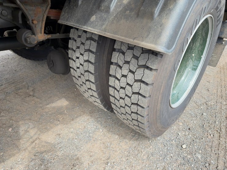 2007-international-durastar-4400-image-14