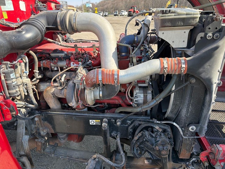 2012-peterbilt-389-image-28