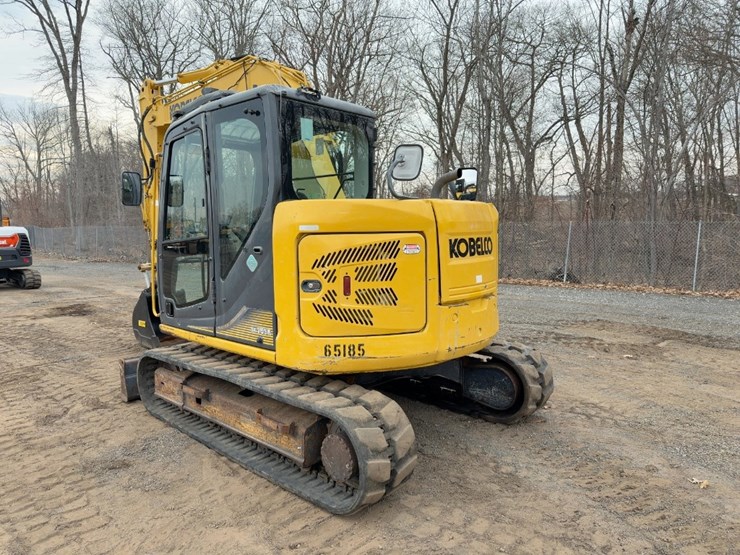 2017-kobelco-sk75sr-3e-image-3