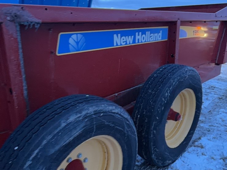 new-holland-195-image-49