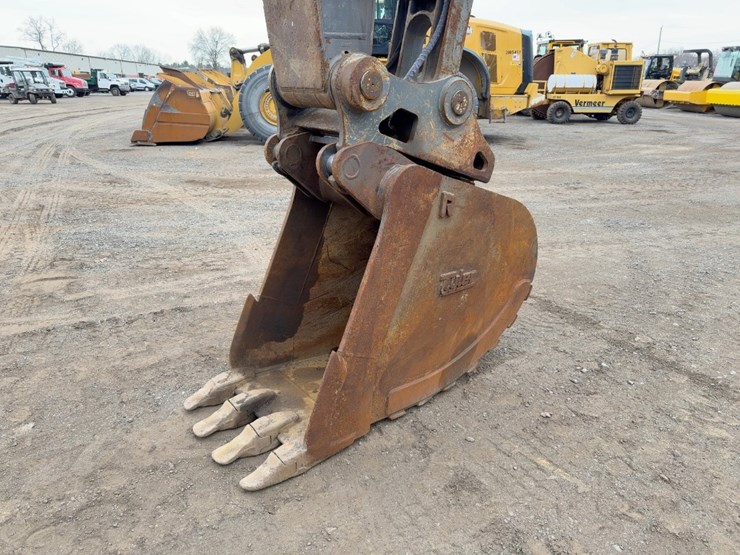 2013-volvo-ec300dl-image-9