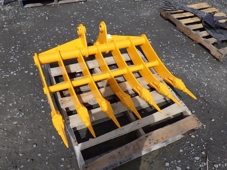 caterpillar-305-image-4