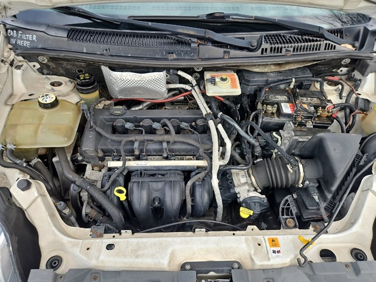 2013-ford-transit-image-9