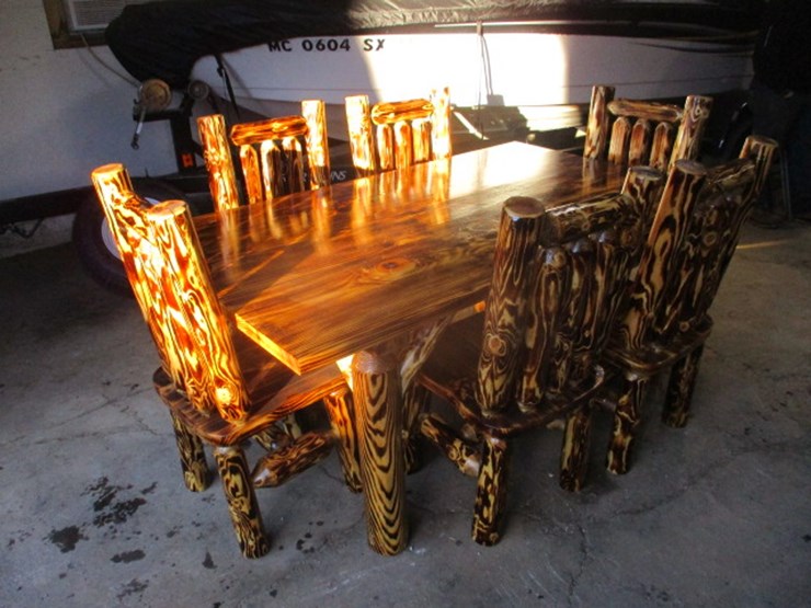 #7136-•-kitchen-table-w/6-chairs-image-1