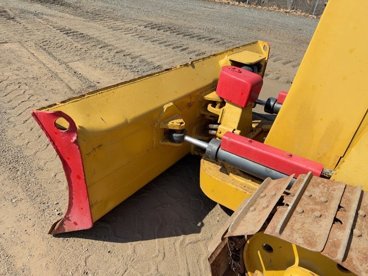 1994-caterpillar-d3c-iii-image-10