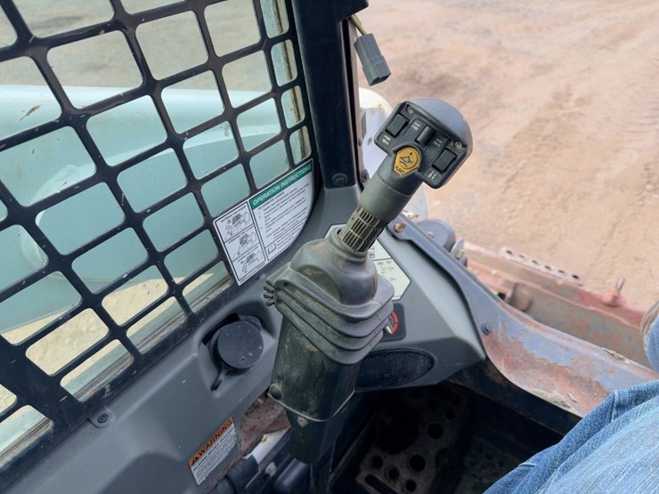 2016-bobcat-t650-image-20