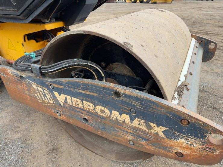 2008-jcb-vibromax-vm75d-image-8
