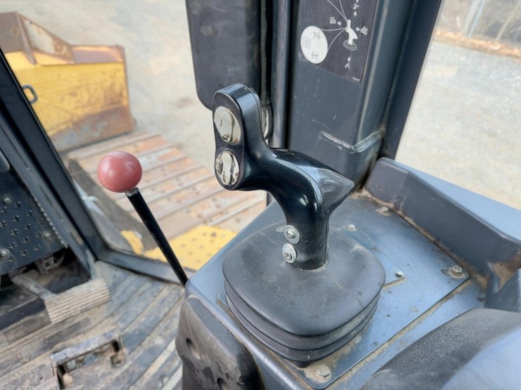 2014-deere-750k-lgp-image-39