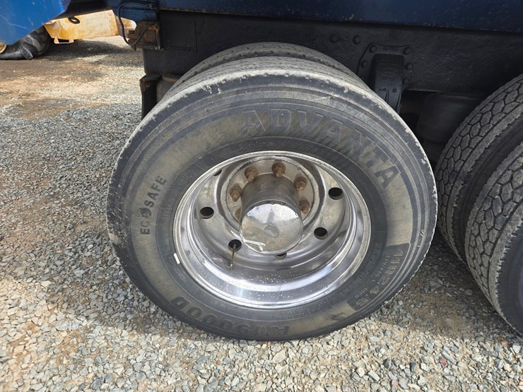 1991-peterbilt-357-image-84