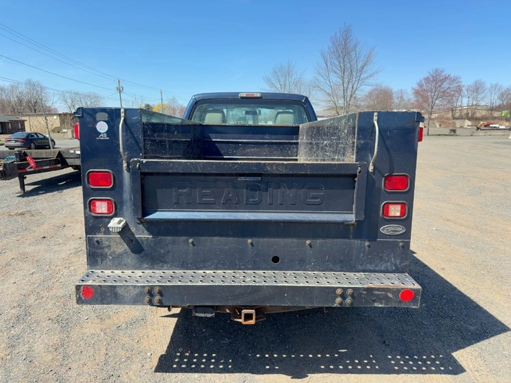 2015-ford-f250-xl-image-4