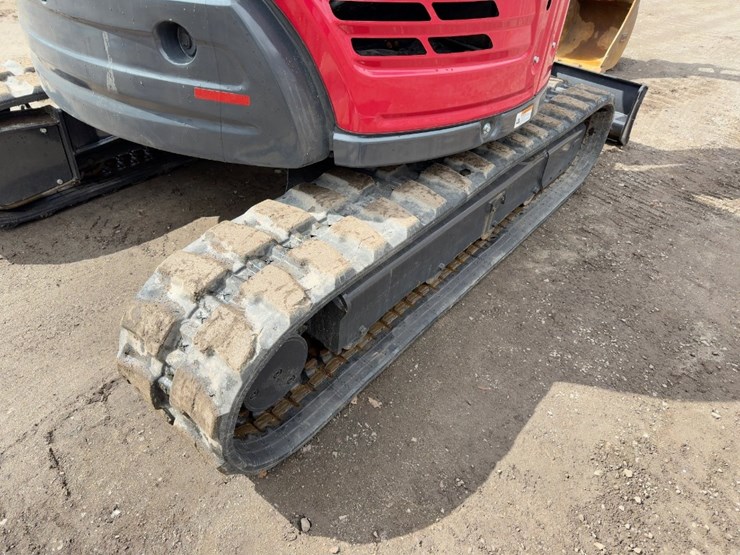 2023-yanmar-vio55-6a-image-21