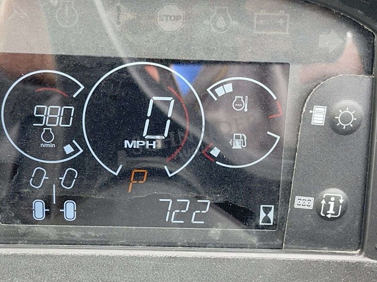 2022-john-deere-gator-image-28