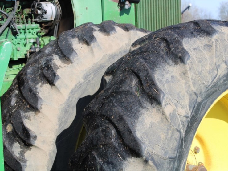 john-deere-8440-image-4