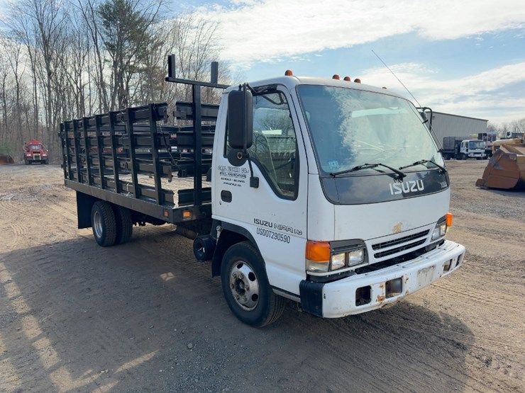 2002-isuzu-npr-hd-image-7