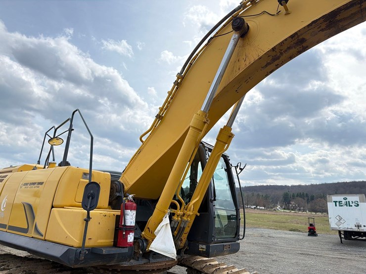 2017-kobelco-sk350-lc-9e-image-12