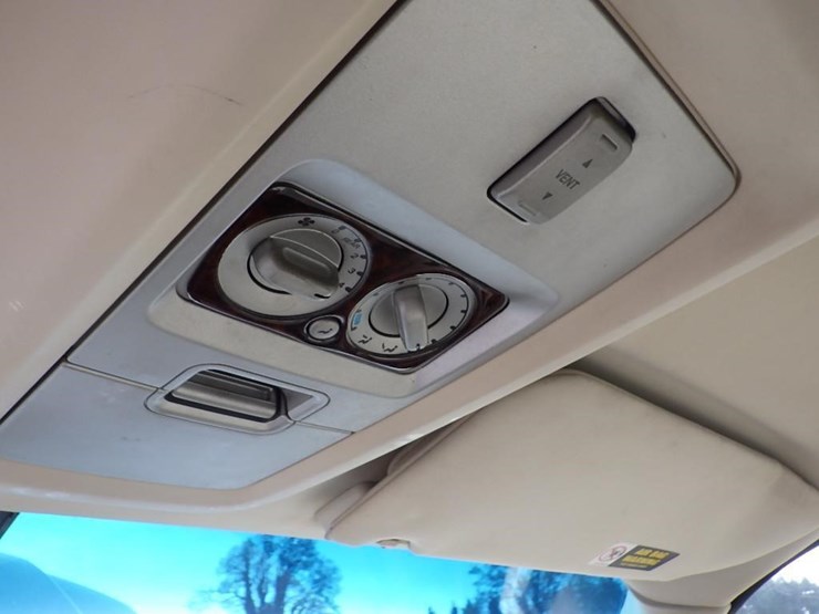 2003-lincoln-navigator-image-35