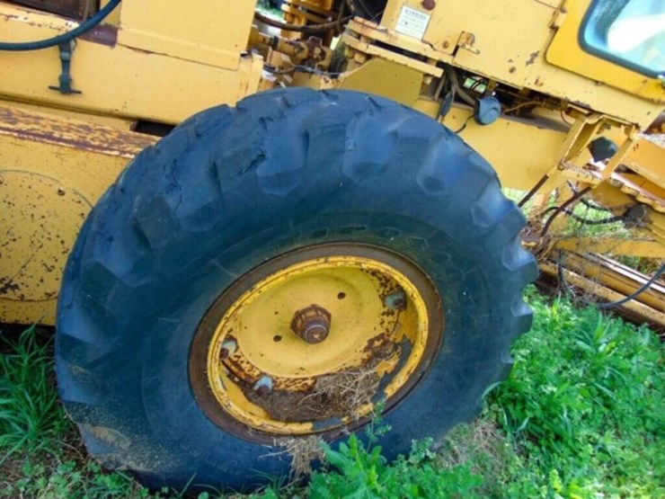 champion-road-grader-image-5