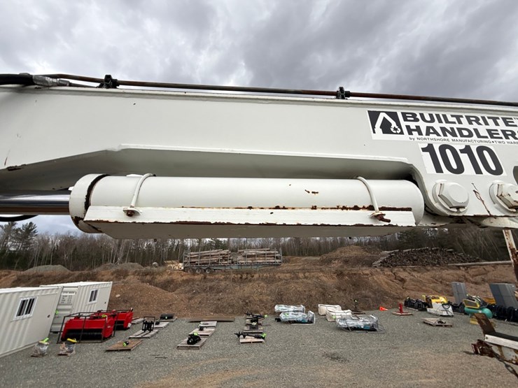 2010-massey-ferguson-8-image-74