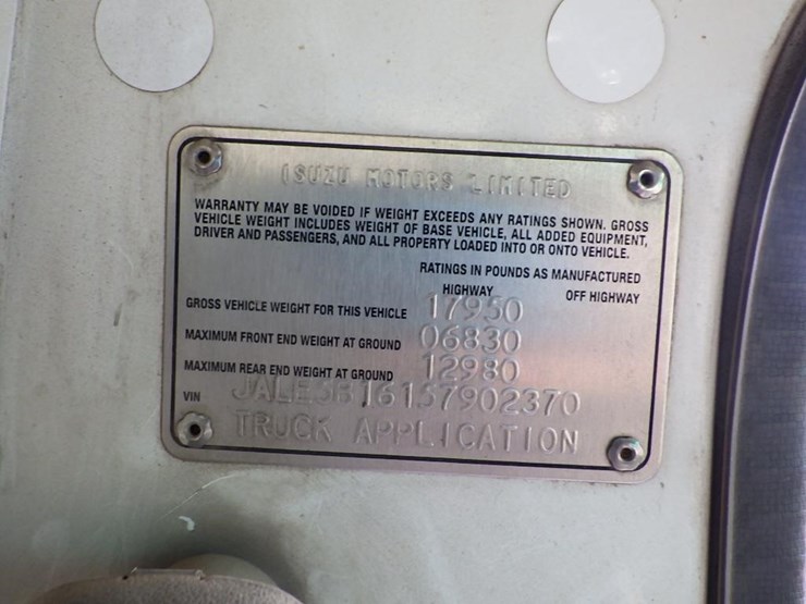 2005-isuzu-nqr-image-35