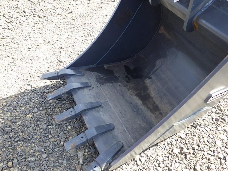 2023-develon-dx85r-3-hydraulic-excavator-image-29