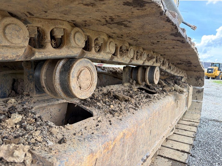 2017-kobelco-sk350-lc-9e-image-21