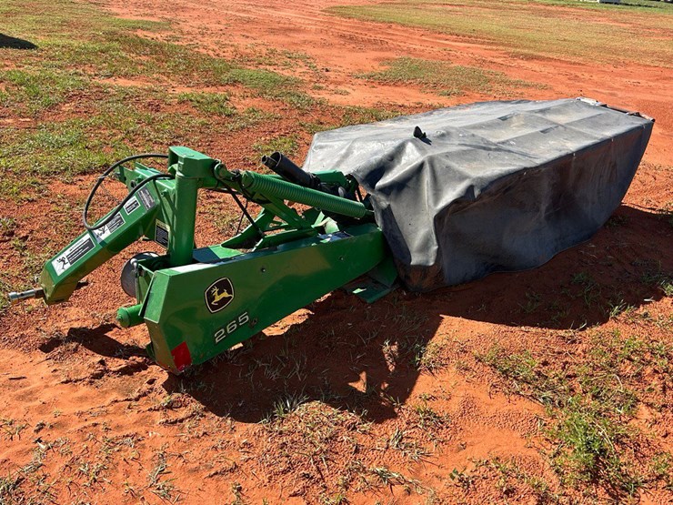 john-deere-265-image-1