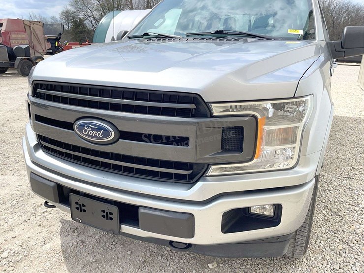 2020-ford-f150-image-10