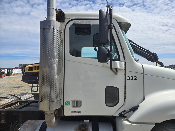 2007-massey-ferguson-8-image-14