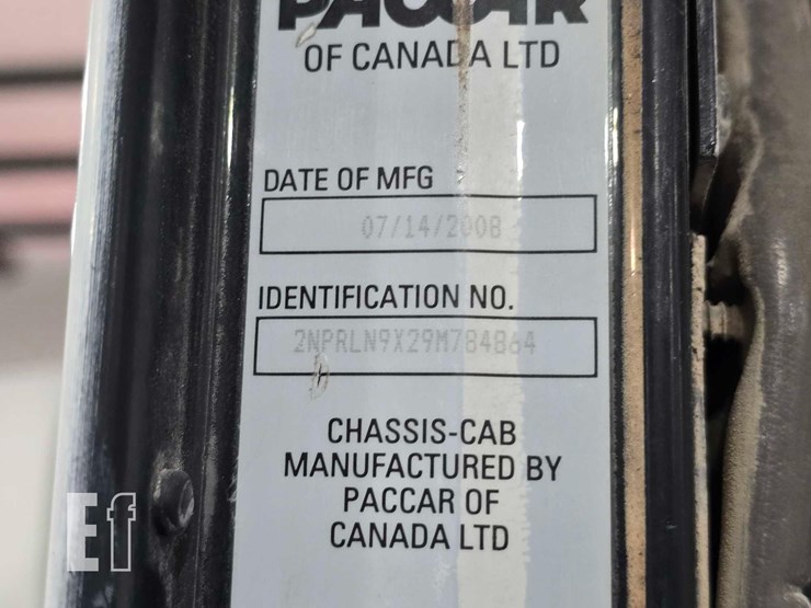 2009-peterbilt-340-image-35