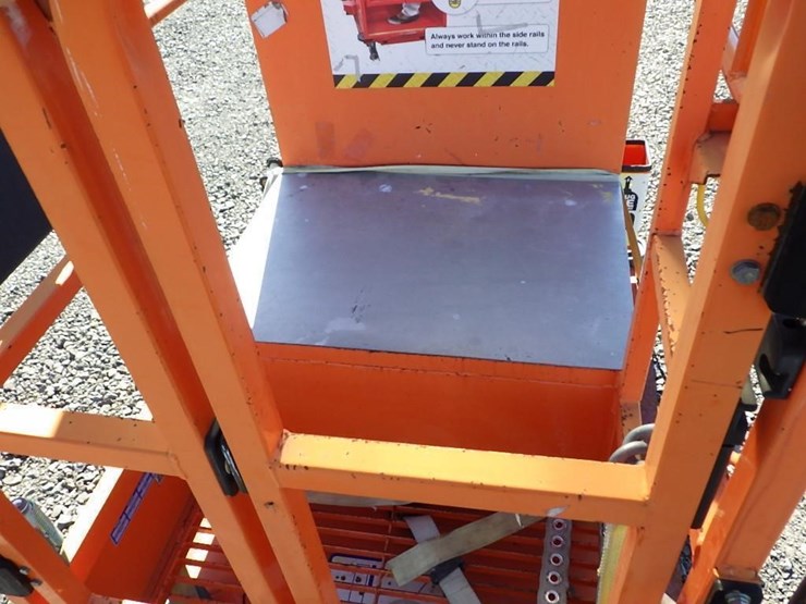 2015-ballymore-ps-140h-man-lift-image-9