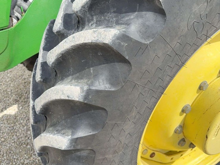 john-deere-200-image-105