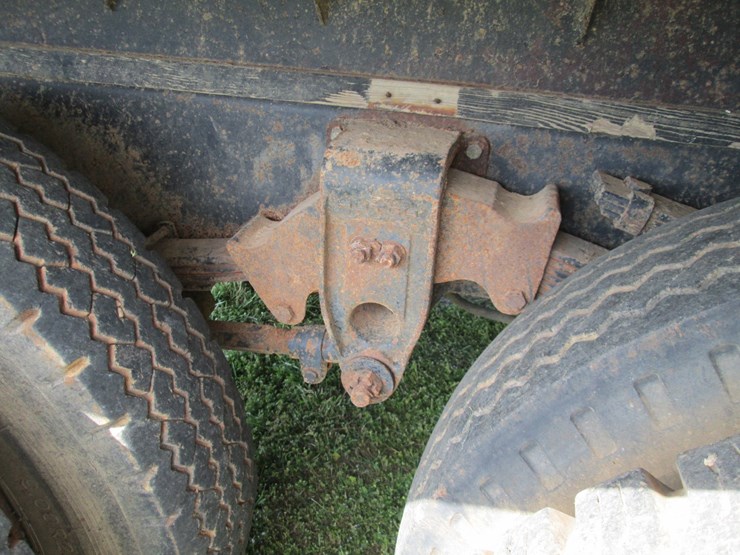 1969-chevrolet-c60-image-14