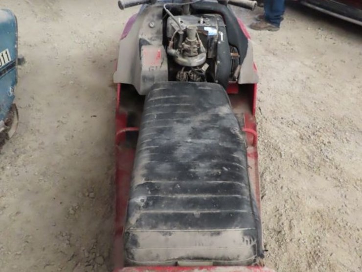 vintage-bolens-sprite-293-snowmobile-for-restore-or-parts-image-4