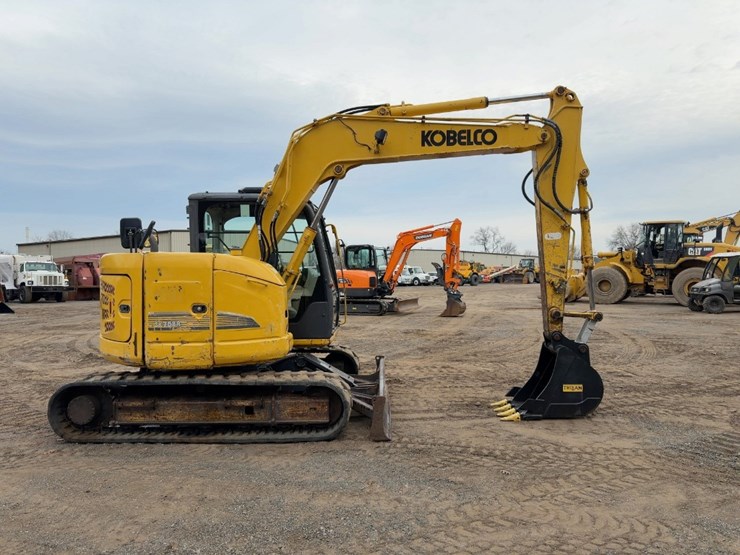 2017-kobelco-sk75sr-3e-image-6