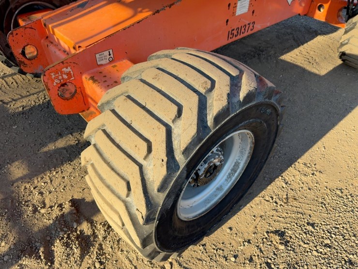 2014-jlg-450aj-image-13