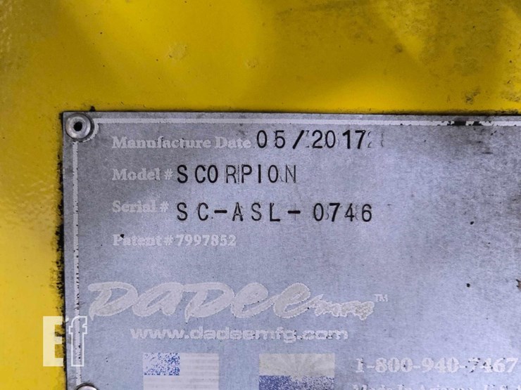 2018-peterbilt-320-image-25