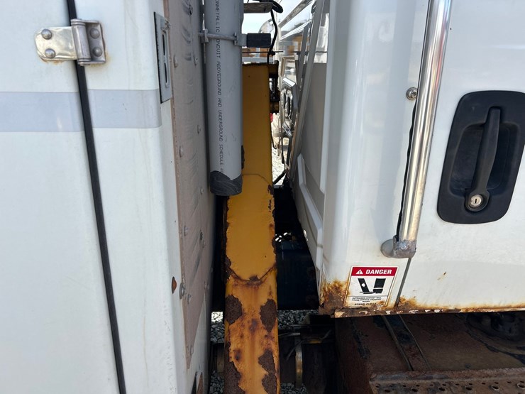 2010-international-4400-sba-image-32