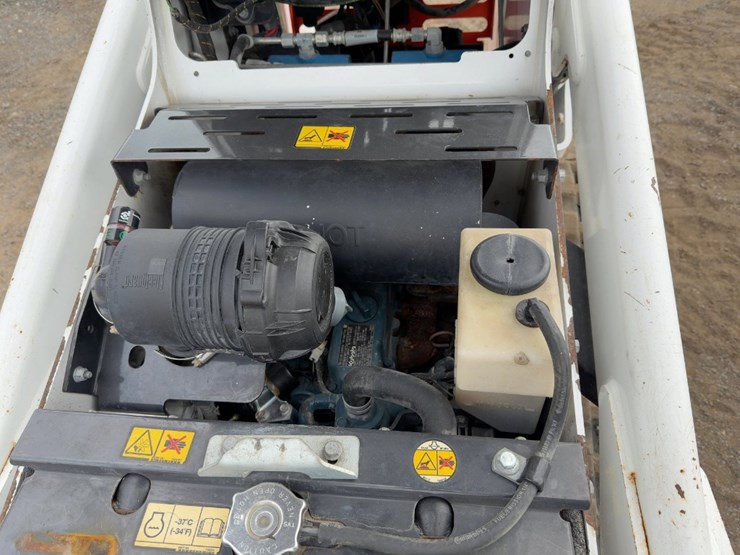 2023-bobcat-mt100-image-17