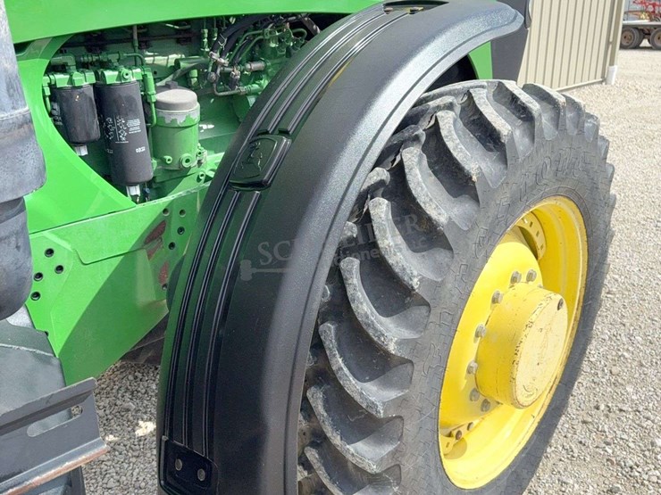 john-deere-200-image-23