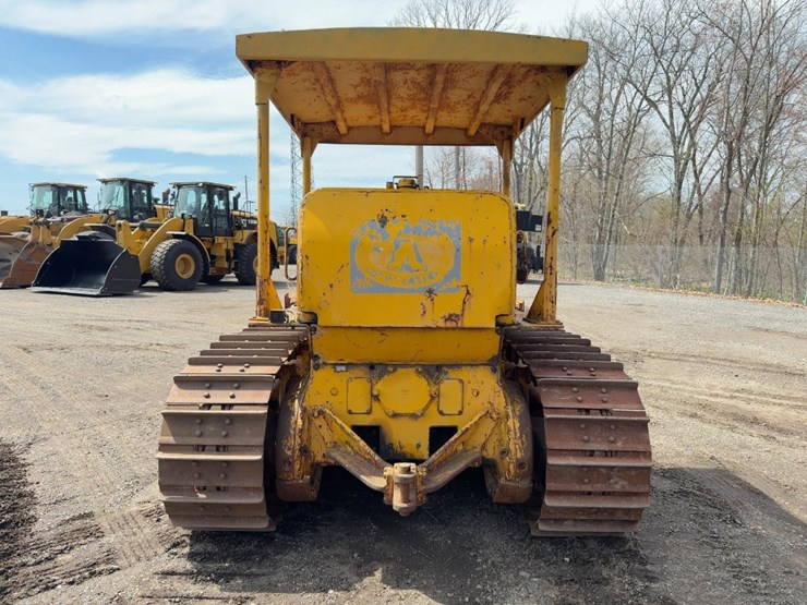 caterpillar-d6-image-4