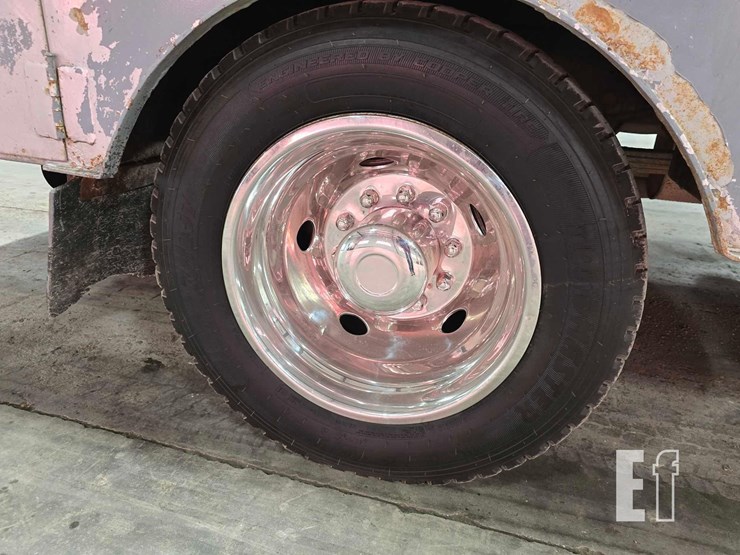 2007-ford-f550-image-21