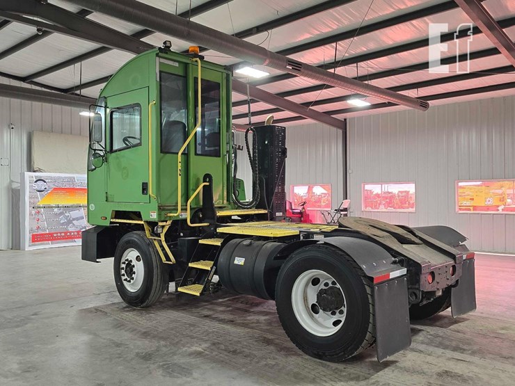 2020-autocar-xspotter-image-4