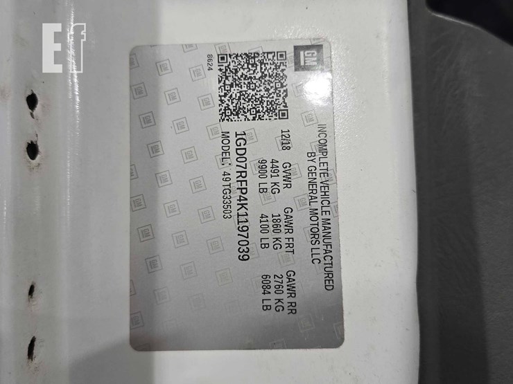 2019-gmc-savana-g1500-image-26