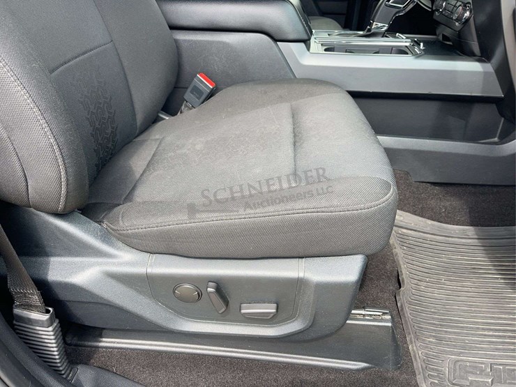 2020-ford-f150-image-52