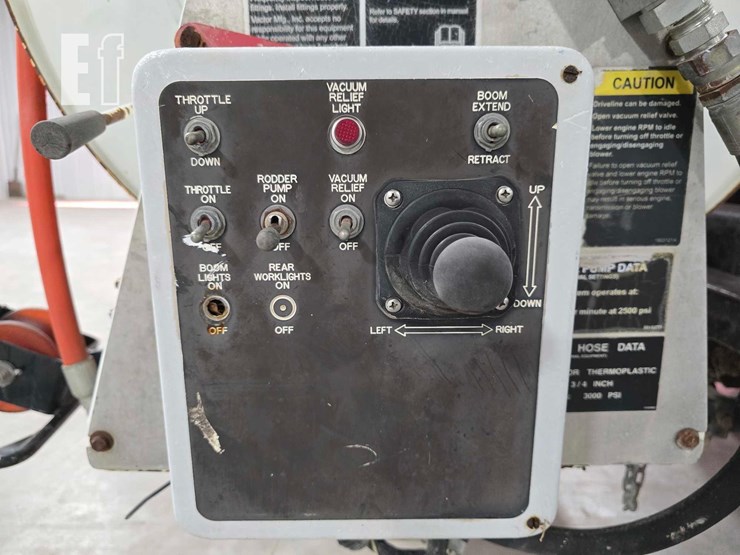 2007-international-durastar-4300-image-19