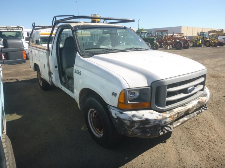 2001-ford-f250-image-2