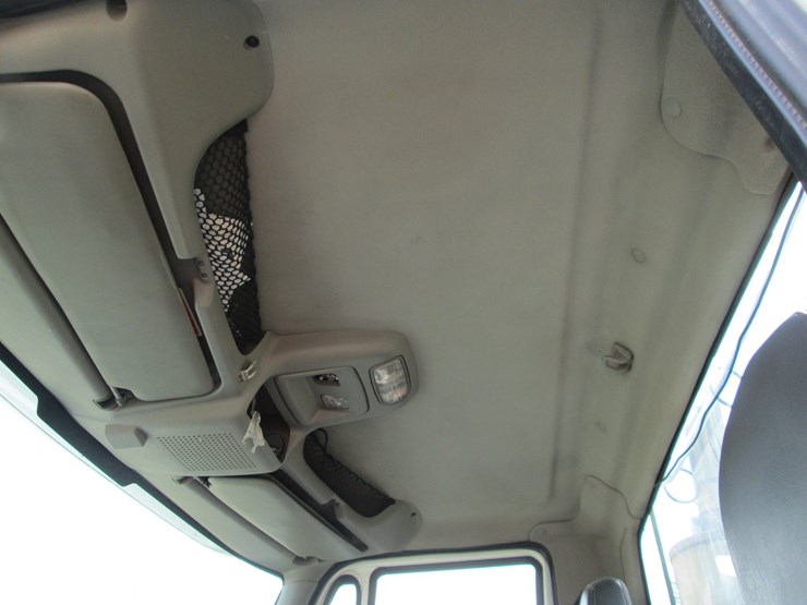 2012-international-prostar-image-28