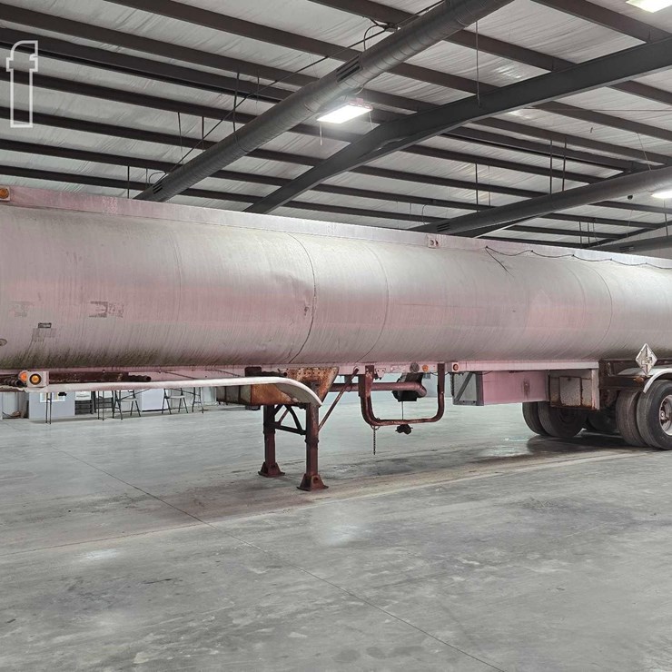 1974 TRAILMOBILE Tanker